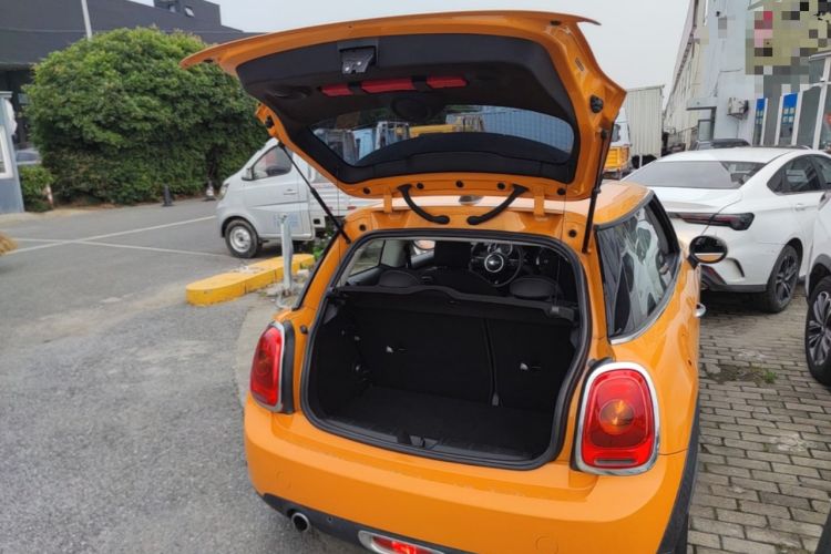 Used MINI 2014 1.2T ONE+ Trunk