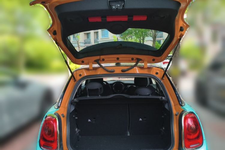 Used MINI 2014 1.5T COOPER Excitement Trunk