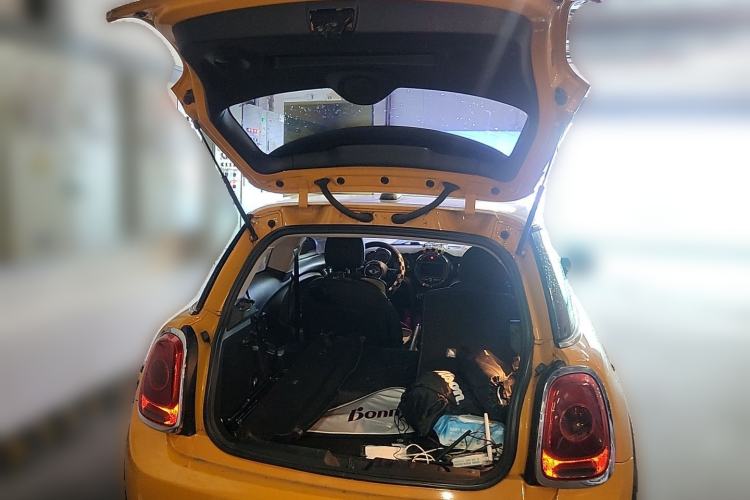 Used MINI 2014 1.5T COOPER Fun Trunk
