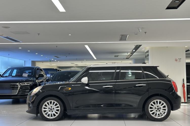 Used MINI 2015 1.5T COOPER Fun Five-Door Edition Exterior 2