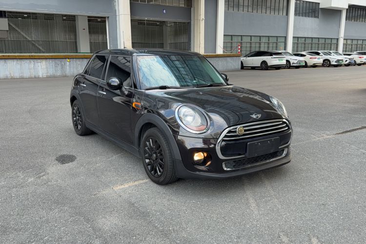 Used MINI 2015 1.5T COOPER Fun Five-Door Edition Exterior 2