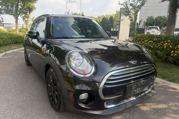 Used MINI 2015 1.5T COOPER Fun Five-Door Edition Exterior 2