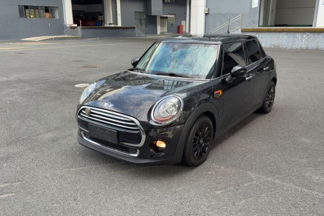 MINI 2015 1.5T COOPER Fun Five-Door Edition usado