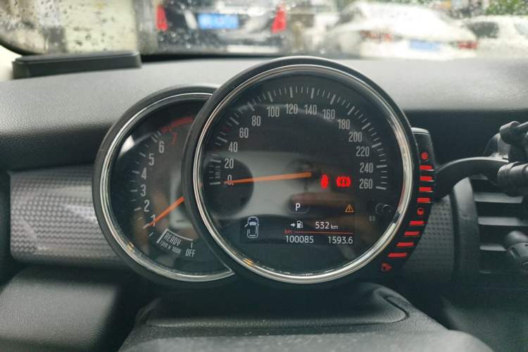 Used MINI 2015 1.5T COOPER Fun Five-Door Edition Instrument Cluster