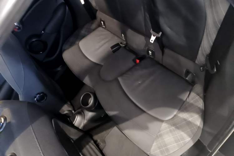 Used MINI 2015 1.5T COOPER Fun Five-Door Edition Left Rear Seat