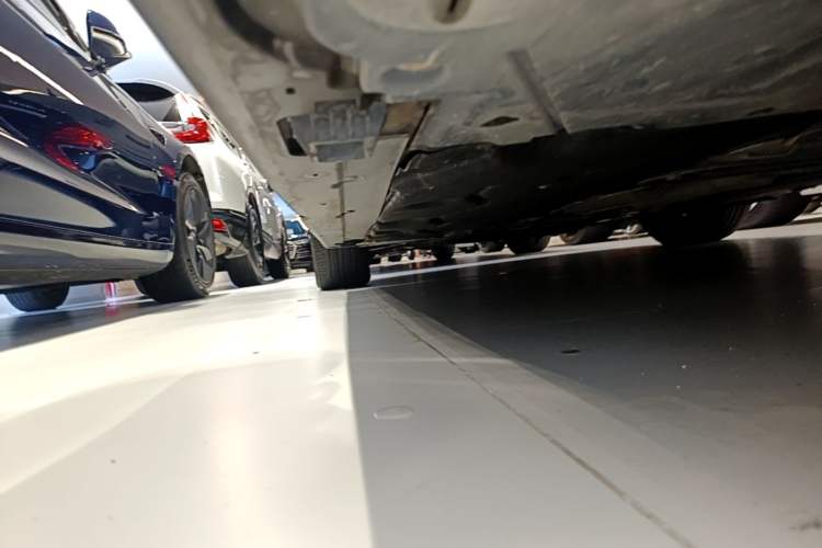 Used MINI 2015 1.5T COOPER Fun Five-Door Edition Left Side Sill