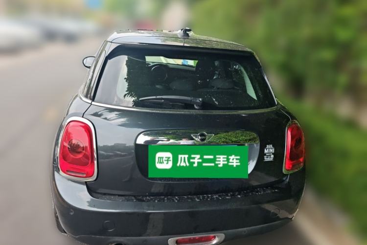 Used MINI 2015 1.5T COOPER Fun Five-Door Edition Trunk
