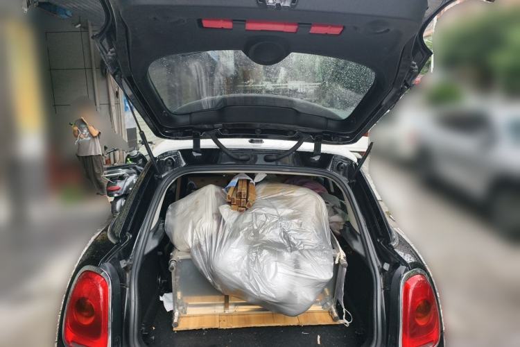 Used MINI 2015 1.5T COOPER Fun Five-Door Edition Trunk
