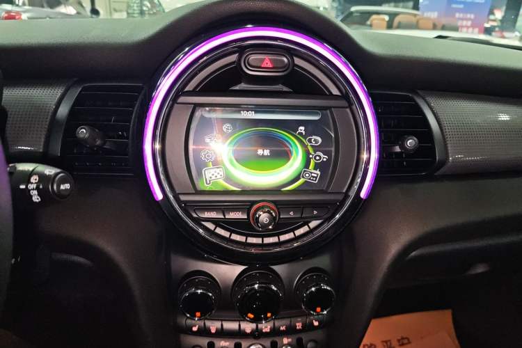 Used MINI 2015 1.5T COOPER Excitement Five-Door Edition Audio And AC Panel