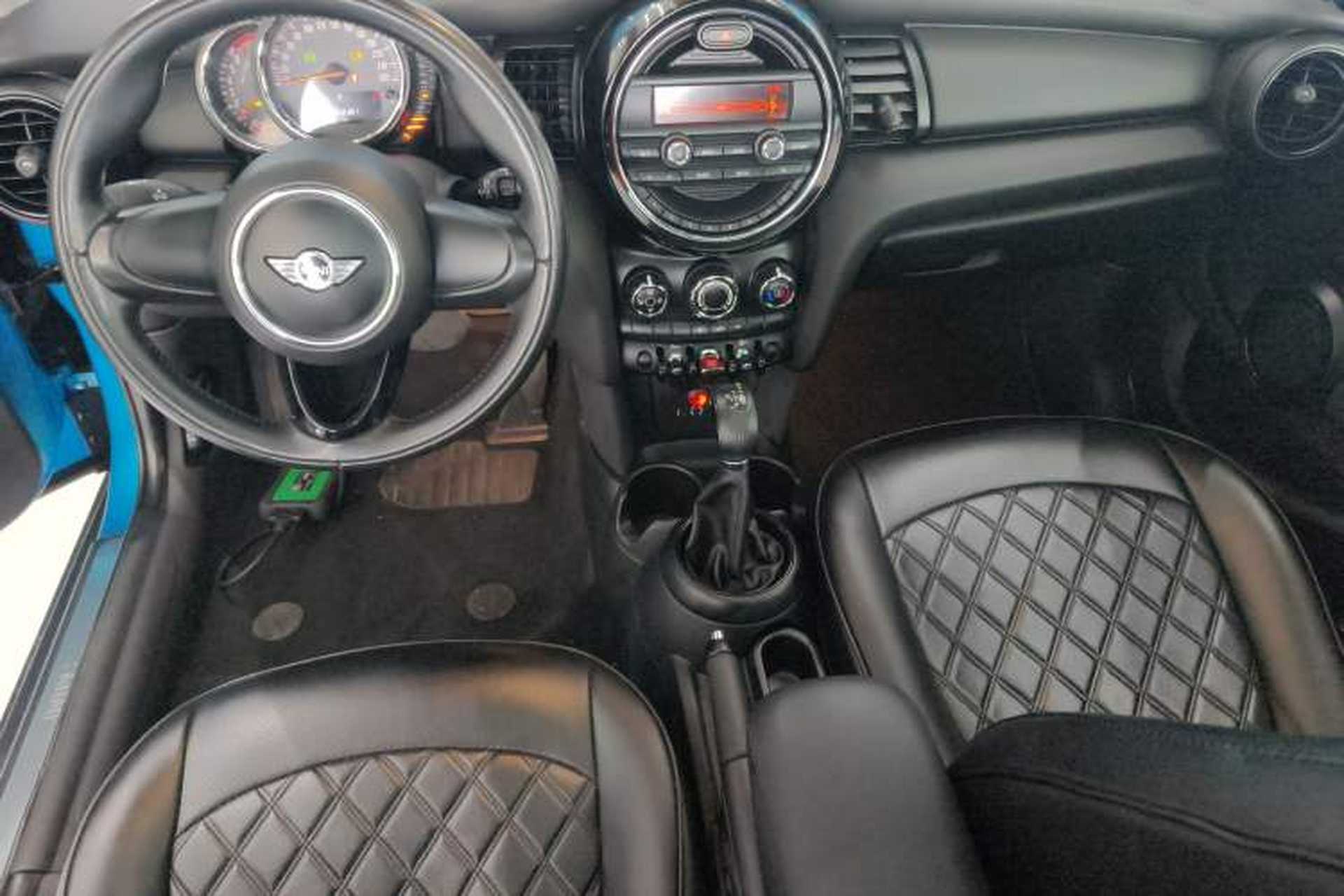 Used MINI 2015 1.2T ONE Five-Door Edition Center Console