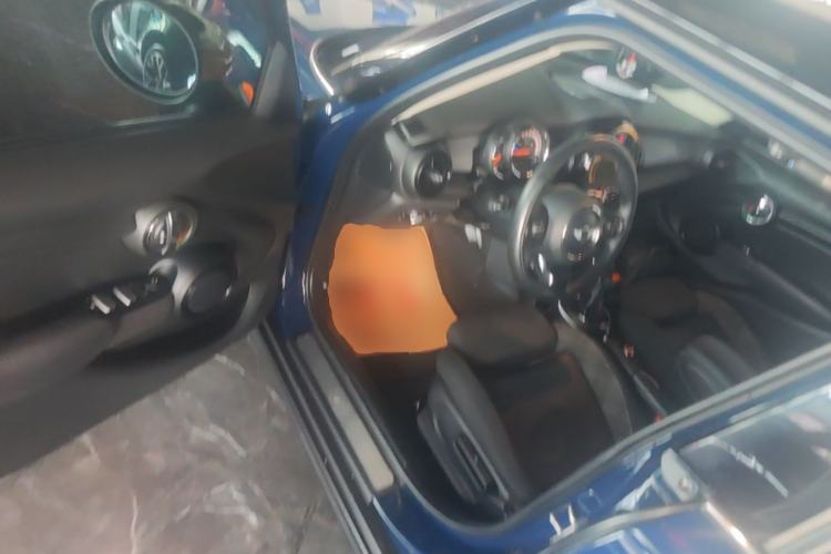 Used MINI 2015 1.5T COOPER Fun Five-Door Edition Driver Seat