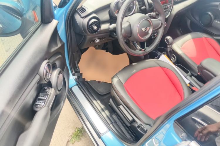 Used MINI 2015 1.2T ONE Five-Door Edition Driver Seat