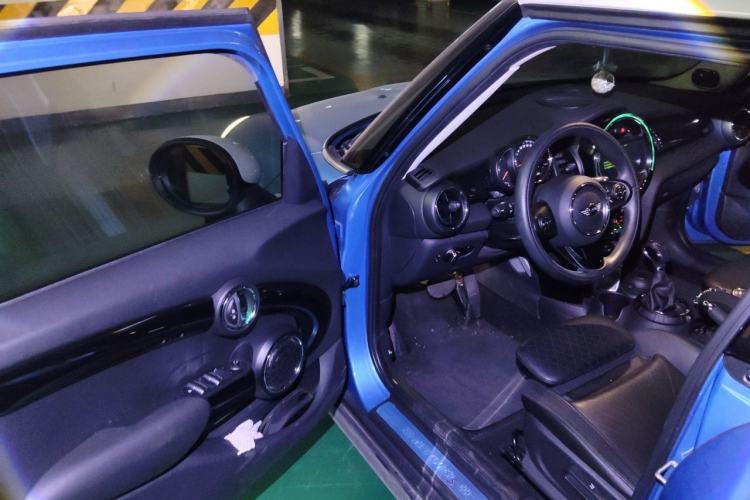 Used MINI 2015 2.0T COOPER S Five-Door Edition Driver Seat