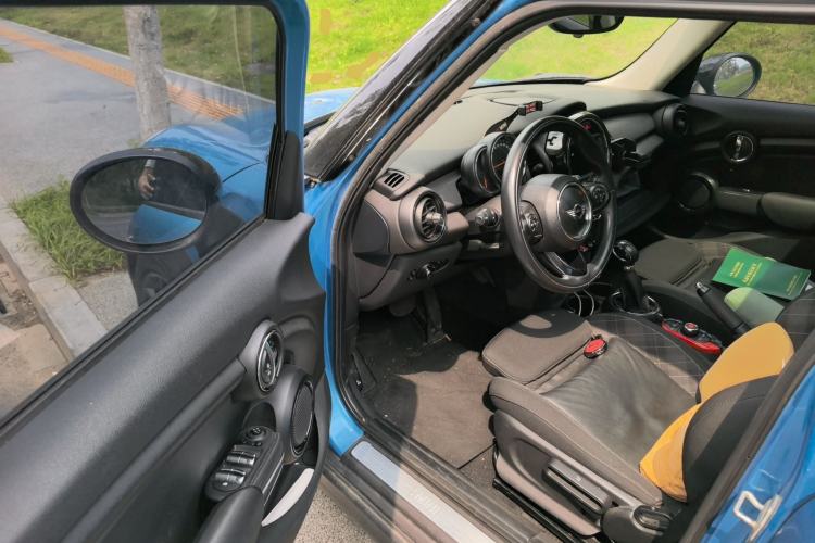 Used MINI 2015 1.5T COOPER Fun Five-Door Edition Driver Seat