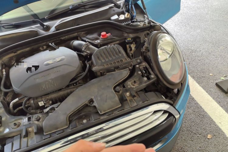 Used MINI 2015 1.5T COOPER Fun Five-Door Edition Engine Bay Left