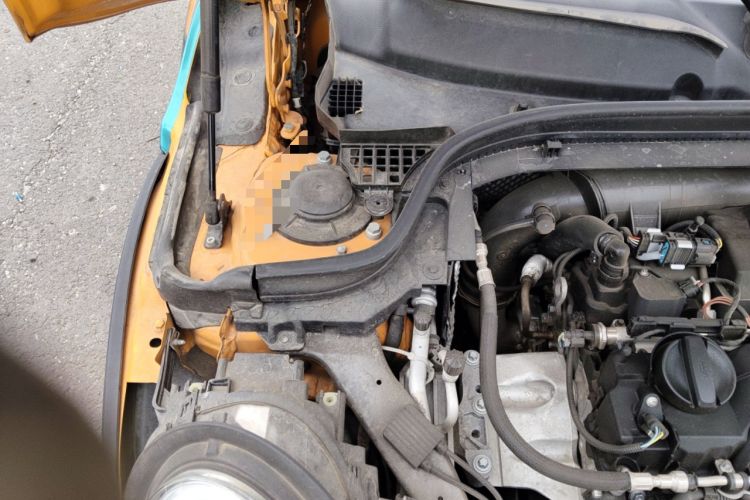Used MINI 2015 1.5T COOPER Fun Five-Door Edition Engine Bay Right