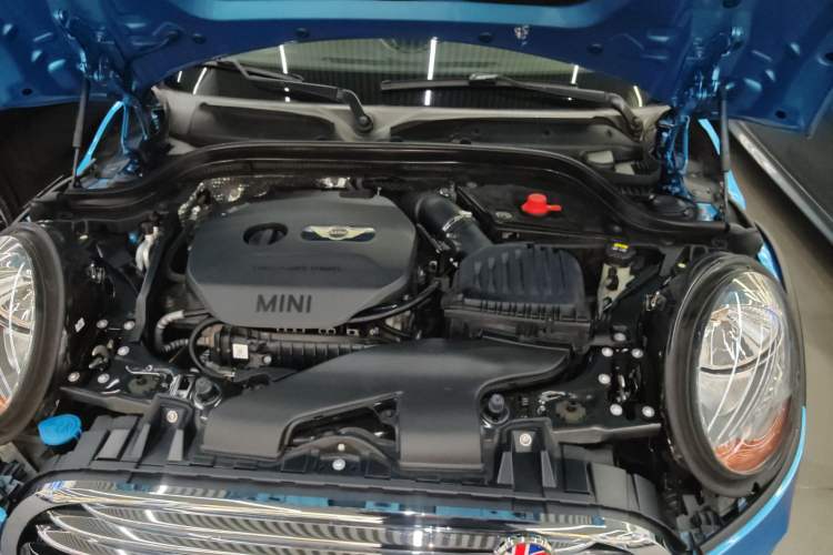 Used MINI 2015 1.5T COOPER Fun Five-Door Edition Engine Bay
