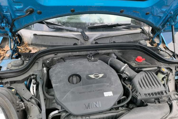 Used MINI 2015 1.5T COOPER Fun Five-Door Edition Engine Bay