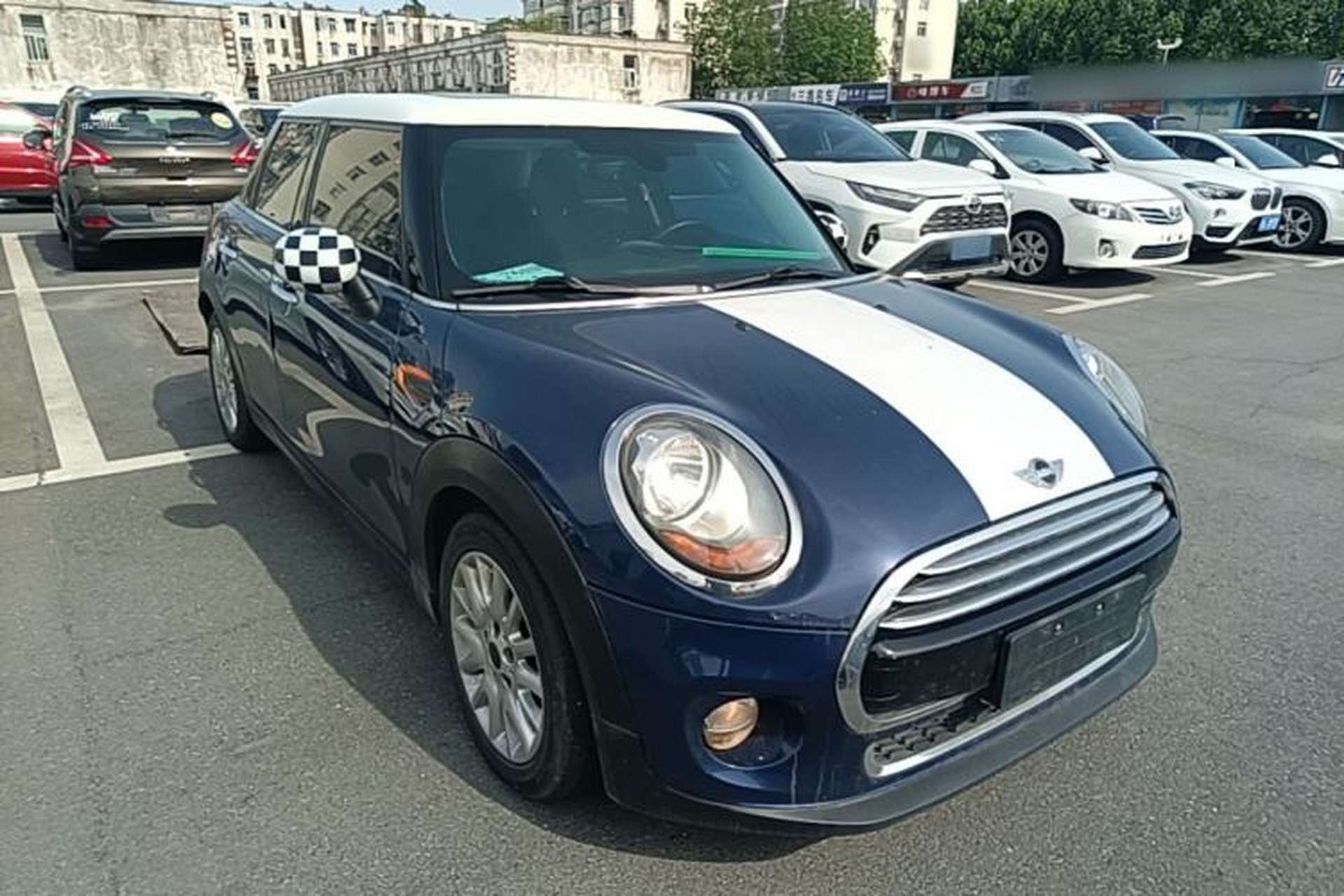 Used MINI 2015 1.5T COOPER Fun Five-Door Edition Exterior 1
