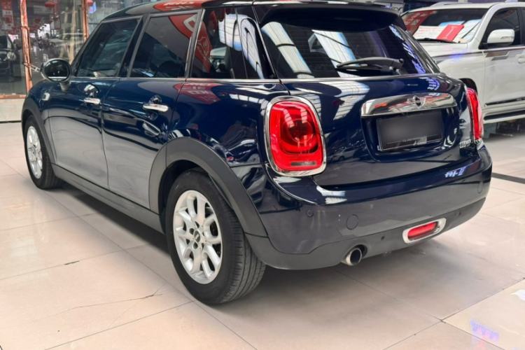 Used MINI 2015 1.5T COOPER Excitement Five-Door Edition Exterior 2