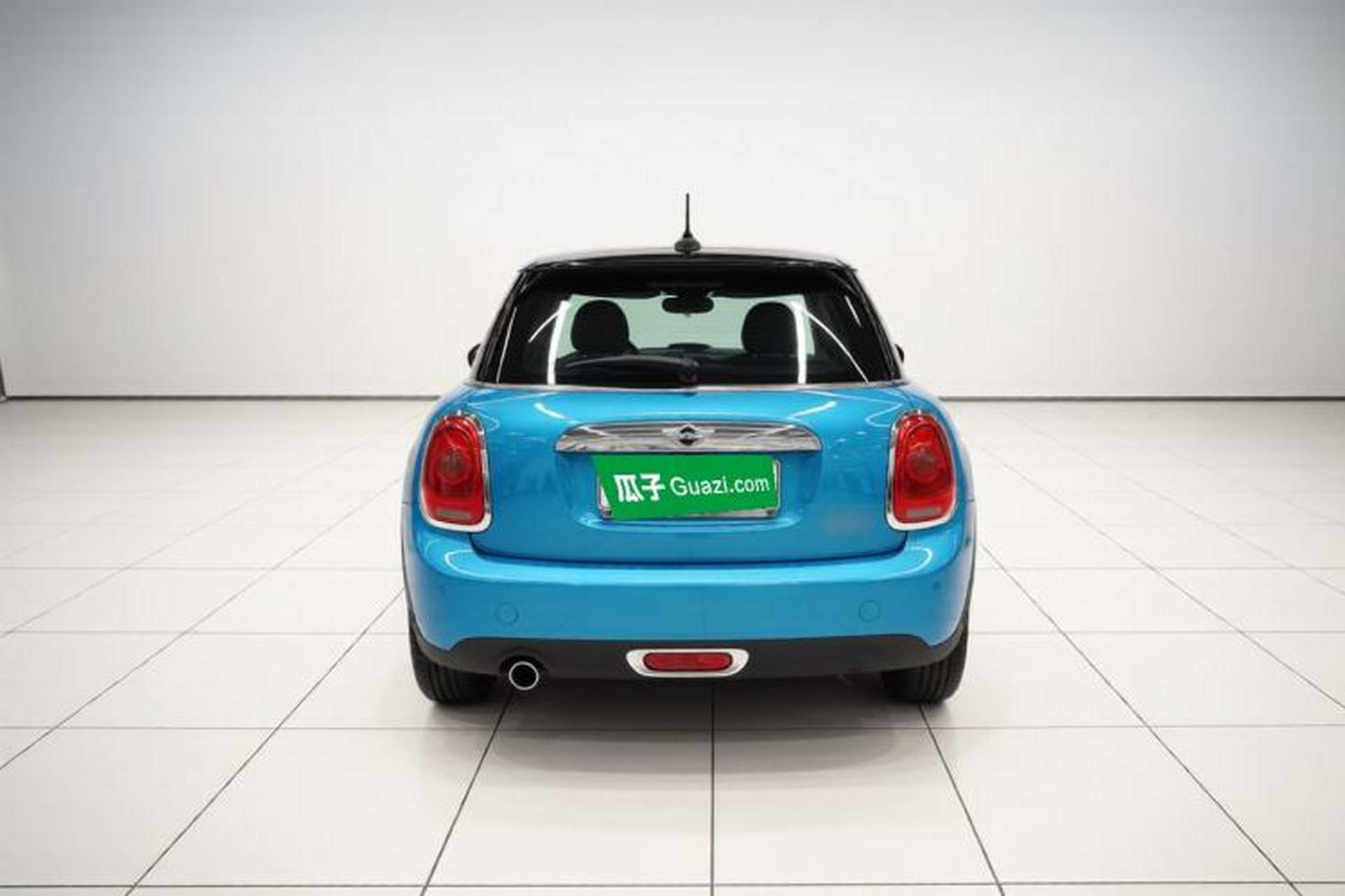 Used MINI 2015 1.5T COOPER Fun Five-Door Edition Exterior 2