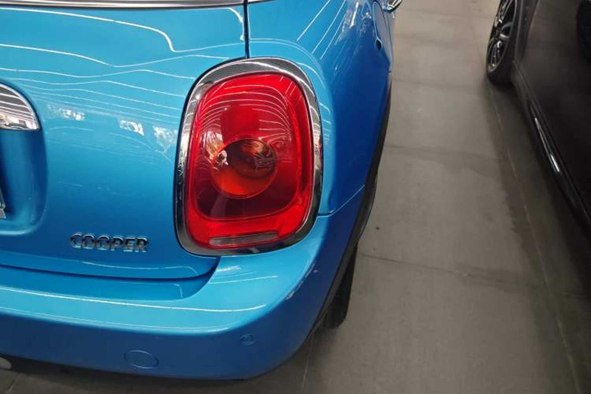 Used MINI 2015 1.5T COOPER Fun Five-Door Edition Exterior 3