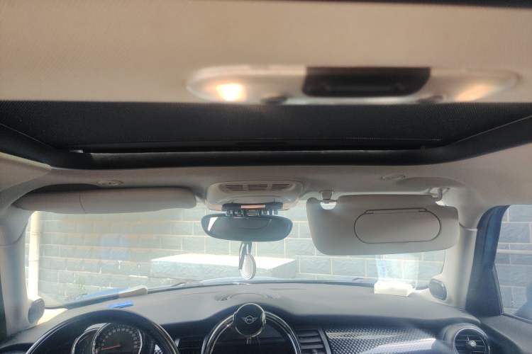 Used MINI 2015 2.0T COOPER S Five-Door Edition Headliner