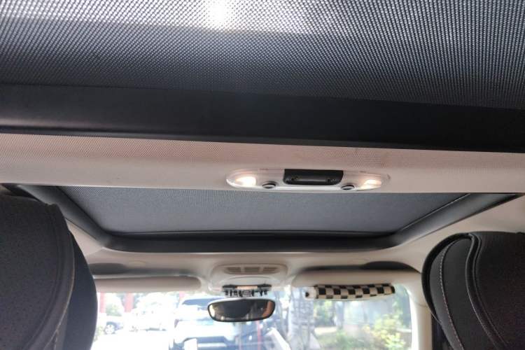 Used MINI 2015 1.2T ONE Five-Door Edition Headliner