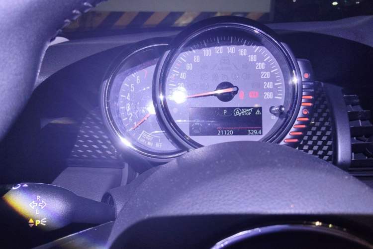Used MINI 2015 2.0T COOPER S Five-Door Edition Instrument Cluster