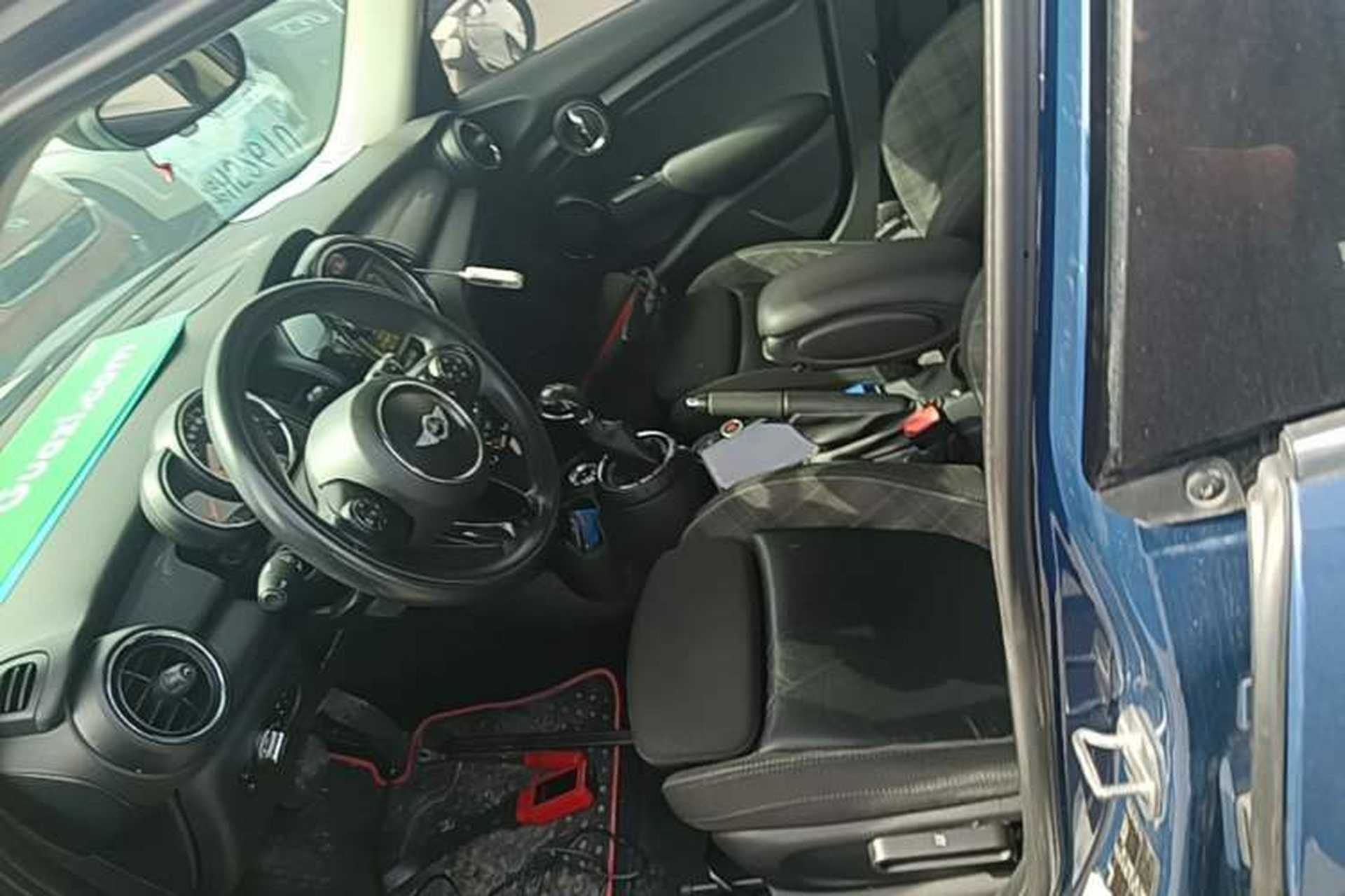 Used MINI 2015 1.5T COOPER Fun Five-Door Edition Left Front Seat