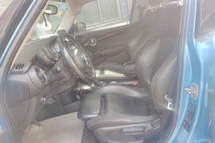 Used MINI 2015 2.0T COOPER S Five-Door Edition Left Front Seat