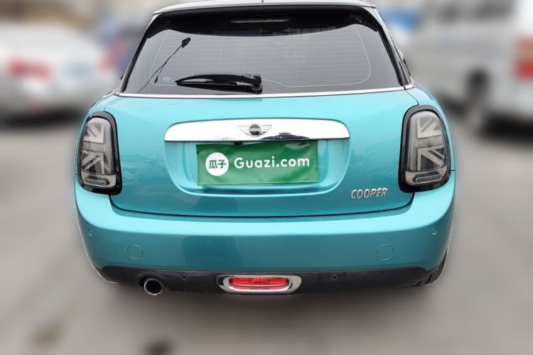 Used MINI 2015 1.5T COOPER Fun Five-Door Edition Rear