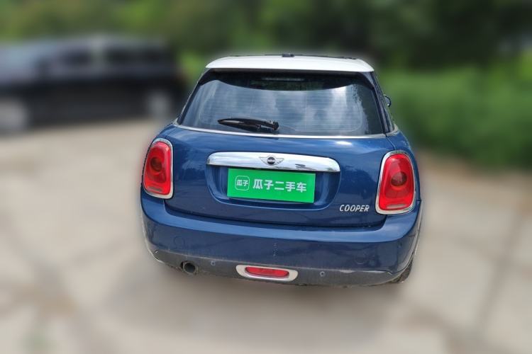 Used MINI 2015 1.5T COOPER Fun Five-Door Edition Rear