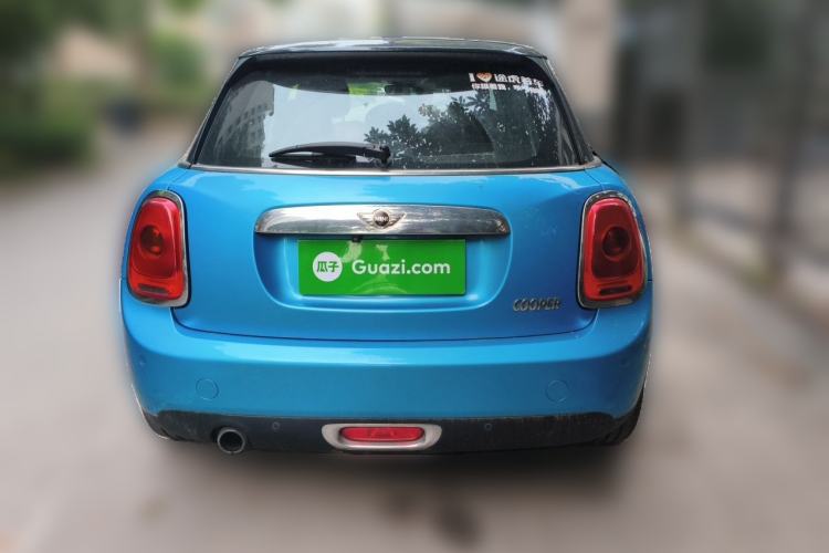 Used MINI 2015 1.5T COOPER Fun Five-Door Edition Rear