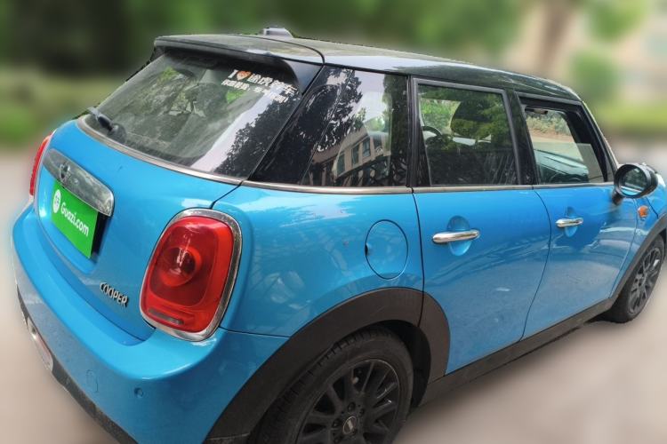 Used MINI 2015 1.5T COOPER Fun Five-Door Edition Rear Right 45 Deg