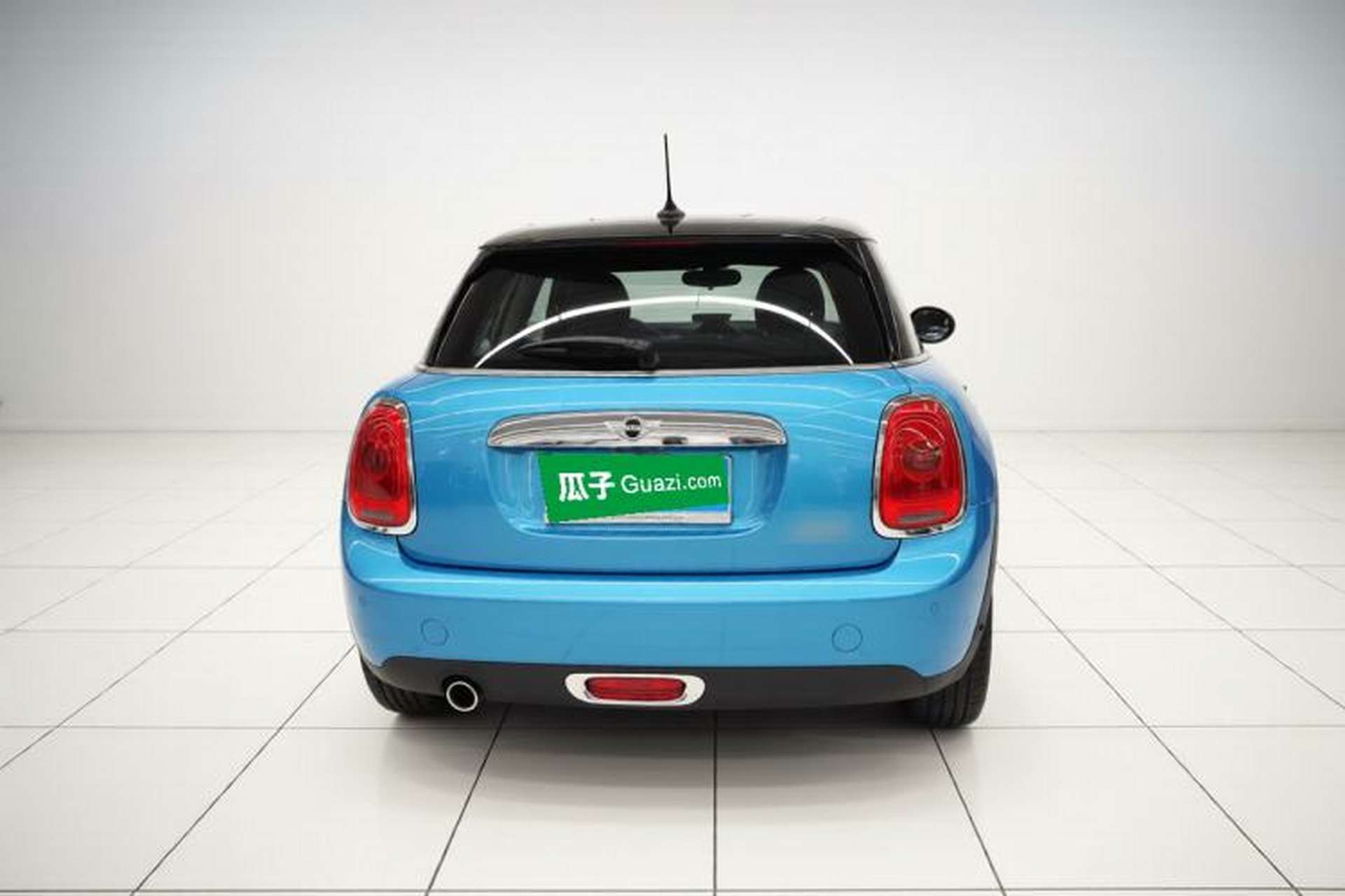 Used MINI 2015 1.5T COOPER Fun Five-Door Edition Rear