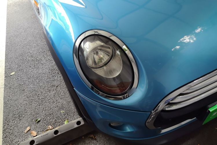 Used MINI 2015 1.5T COOPER Fun Five-Door Edition Right Front Headlight