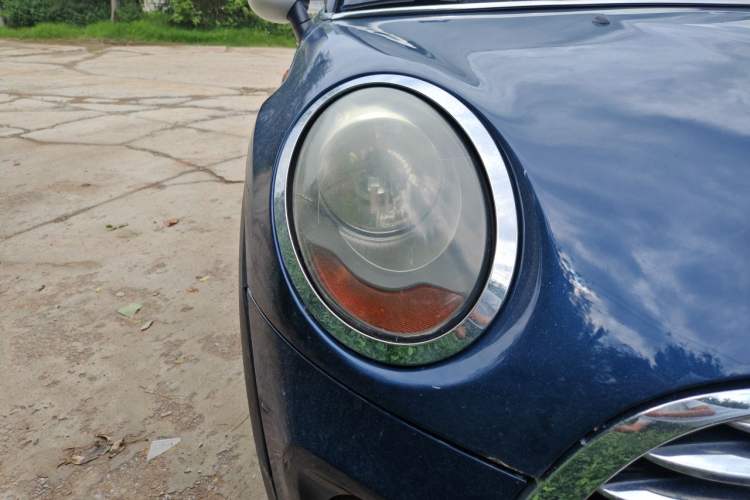 Used MINI 2015 1.5T COOPER Fun Five-Door Edition Right Front Headlight