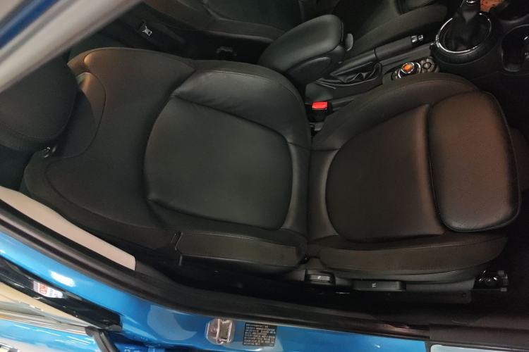 Used MINI 2015 1.5T COOPER Excitement Five-Door Edition Right Front Seat