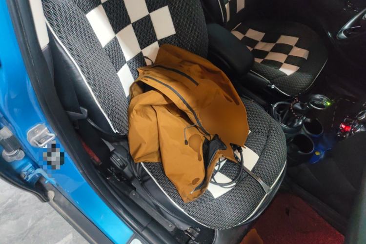Used MINI 2015 1.5T COOPER Fun Five-Door Edition Right Front Seat