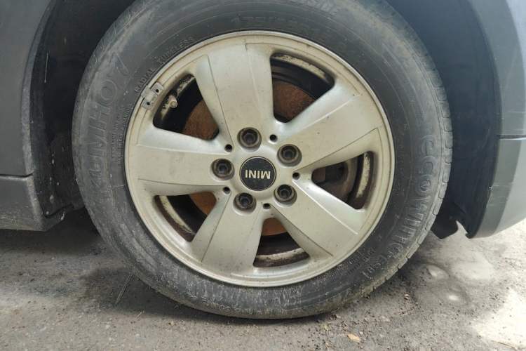 Used MINI 2015 1.2T ONE Five-Door Edition Right Front Wheel Hub