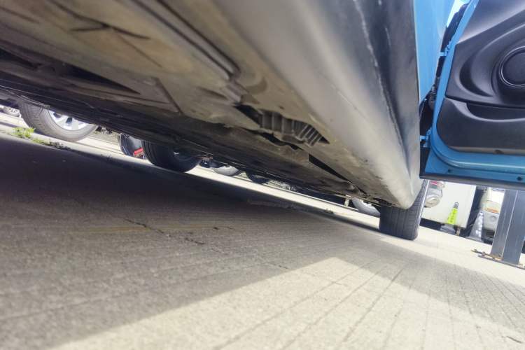 Used MINI 2015 1.2T ONE Five-Door Edition Right Side Sill
