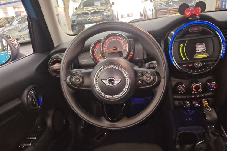 Used MINI 2015 1.5T COOPER Fun Five-Door Edition Steering Wheel