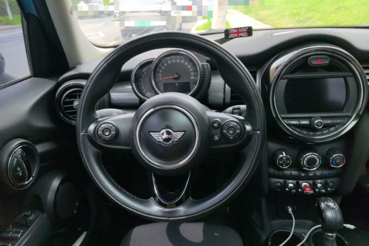 Used MINI 2015 1.5T COOPER Fun Five-Door Edition Steering Wheel