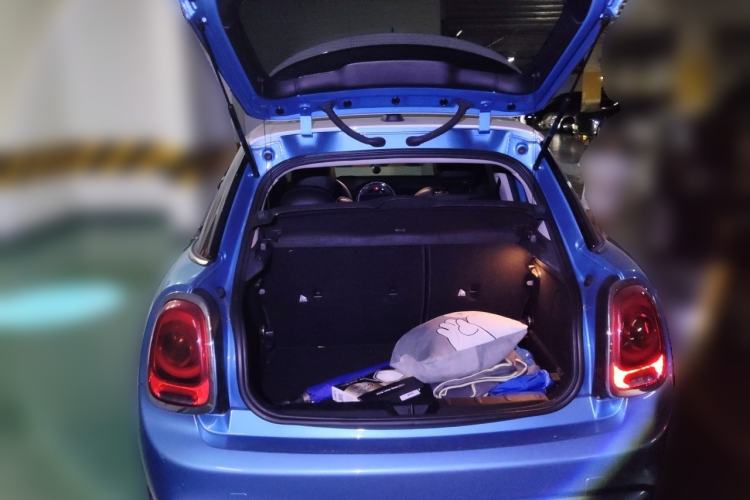 Used MINI 2015 2.0T COOPER S Five-Door Edition Trunk