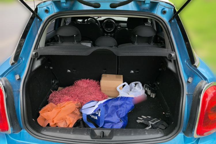 Used MINI 2015 1.5T COOPER Fun Five-Door Edition Trunk