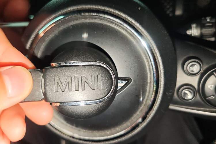 Used MINI 2015 2.0T COOPER S Five-Door Edition Vehicle Key