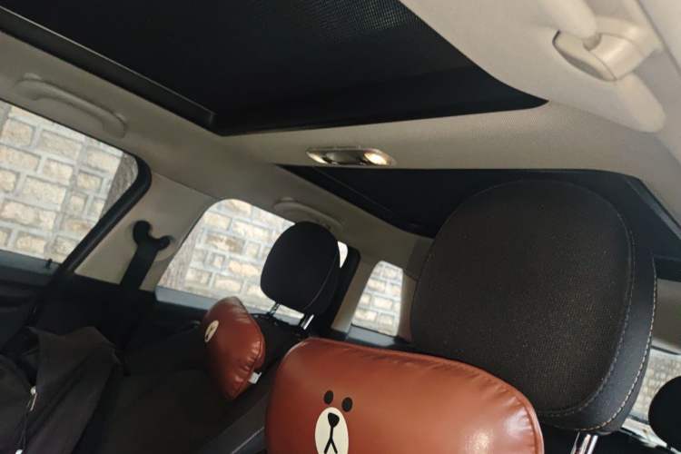 Used MINI 2015 1.2T ONE Five-Door Edition Headliner