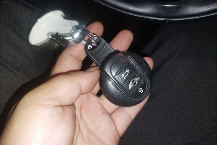 Used MINI 2015 1.2T ONE Five-Door Edition Interior 1