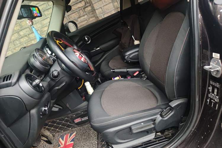 Used MINI 2015 1.2T ONE Five-Door Edition Left Front Seat